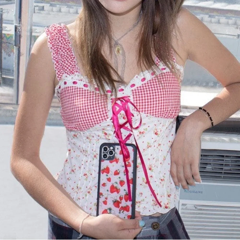 Sasscases Strawberry iPhone 14 Pro Max Case - Black and Pink